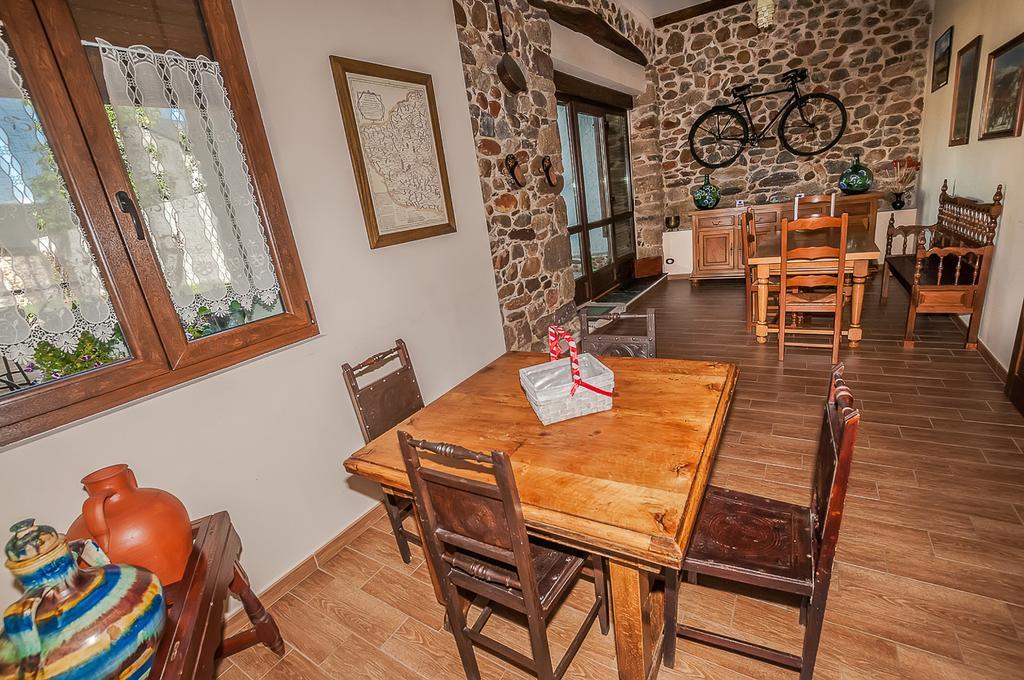 Casa Rural El Almendro De Maria 蓬费拉达 外观 照片