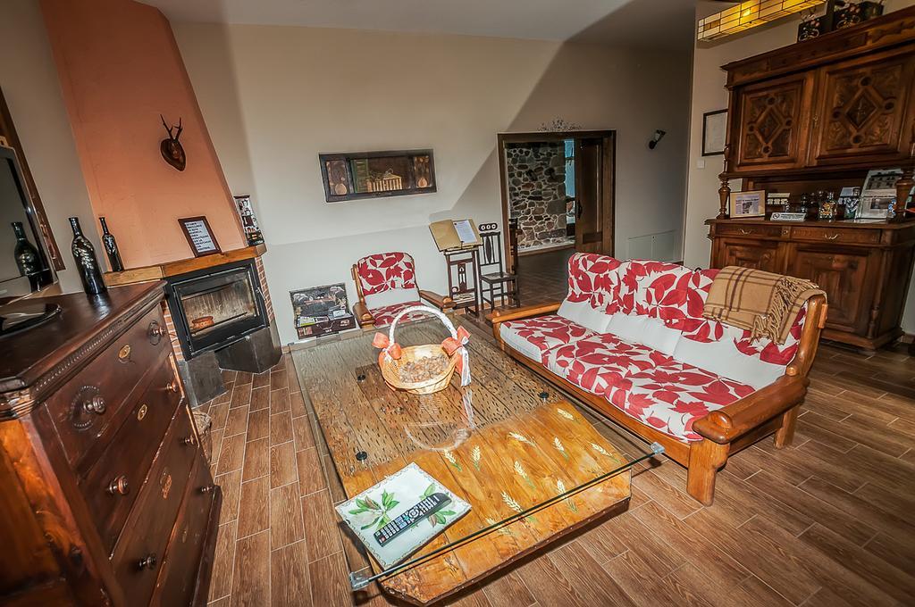 Casa Rural El Almendro De Maria 蓬费拉达 外观 照片
